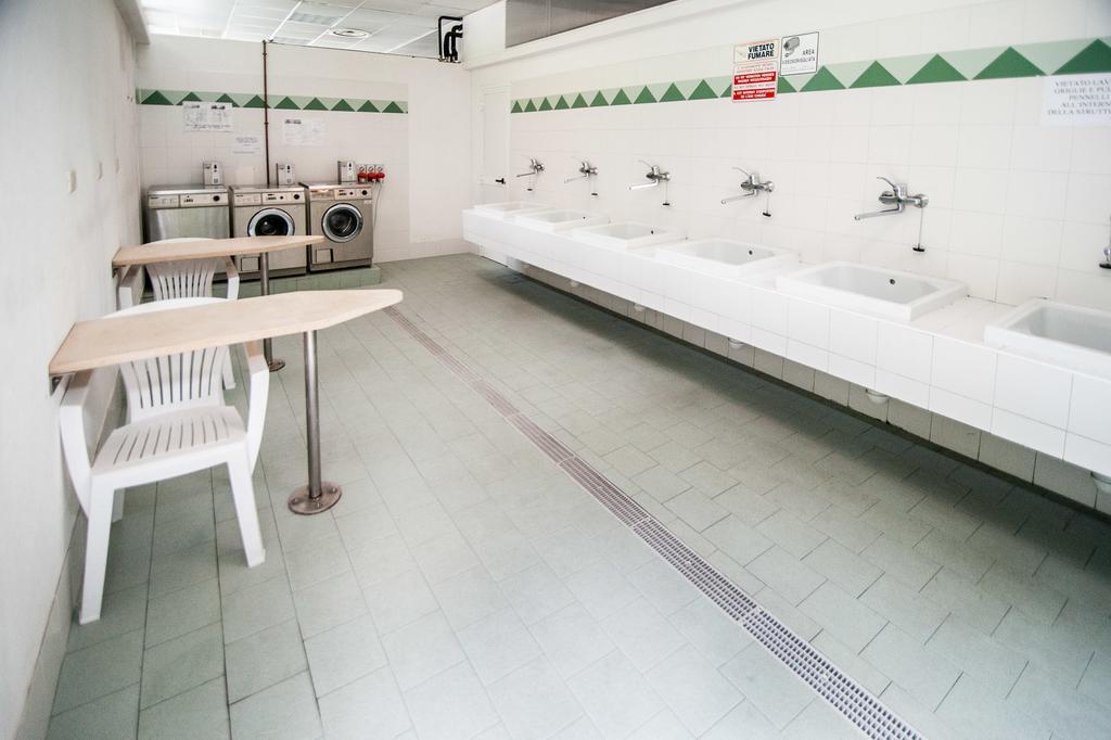 Villaggio Turistico Camping Cervino Antey-Saint-André Exteriör bild