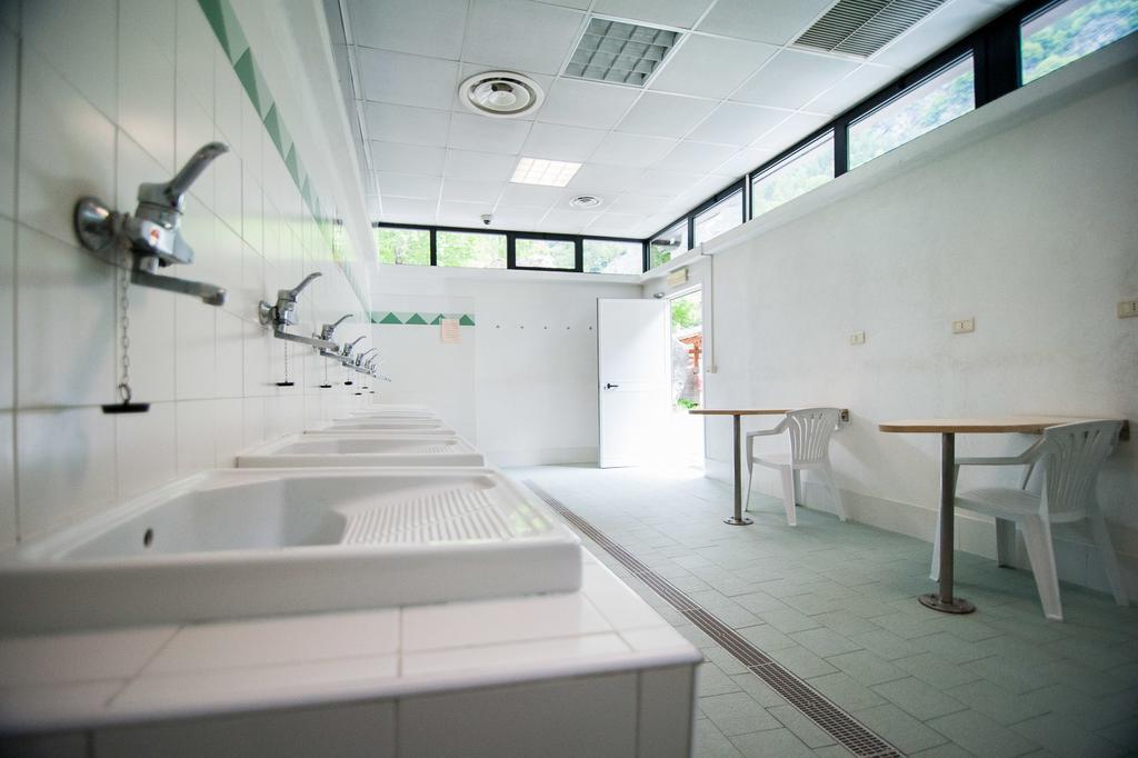 Villaggio Turistico Camping Cervino Antey-Saint-André Exteriör bild