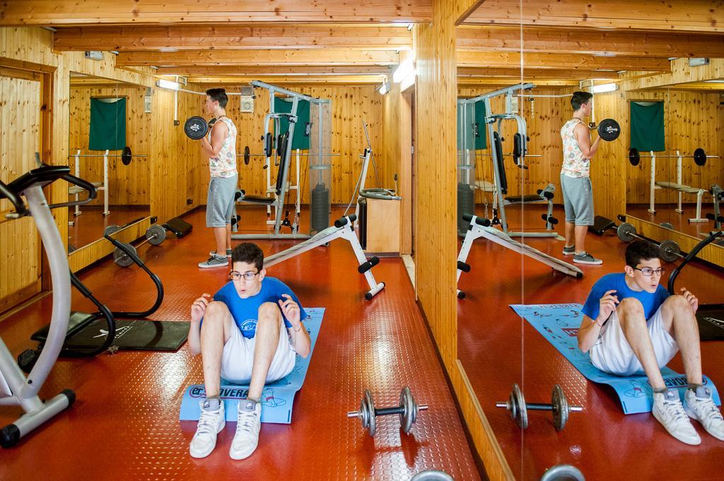 Villaggio Turistico Camping Cervino Antey-Saint-André Exteriör bild