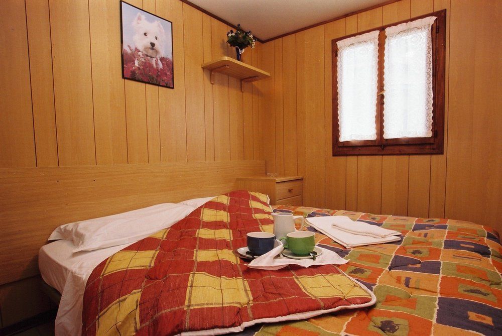 Villaggio Turistico Camping Cervino Antey-Saint-André Exteriör bild